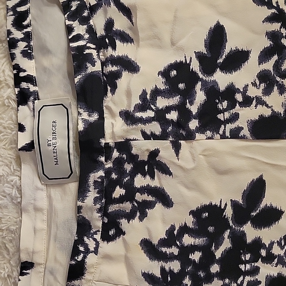 Malene Birger silk shorts black white size 38